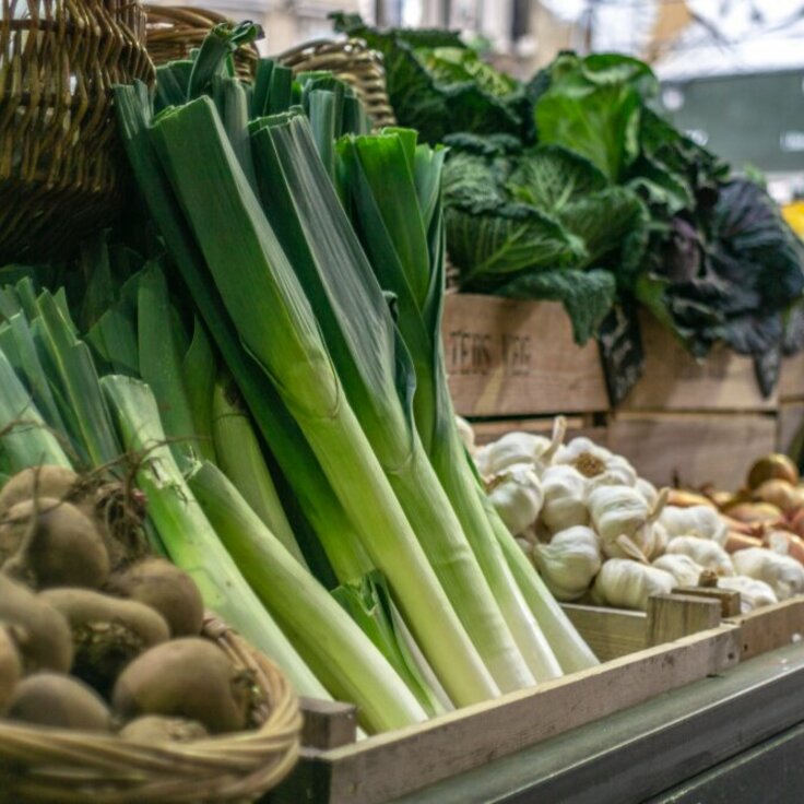 Local and fresh products: Why choose a farm shop? (Top UK Garden Centres)